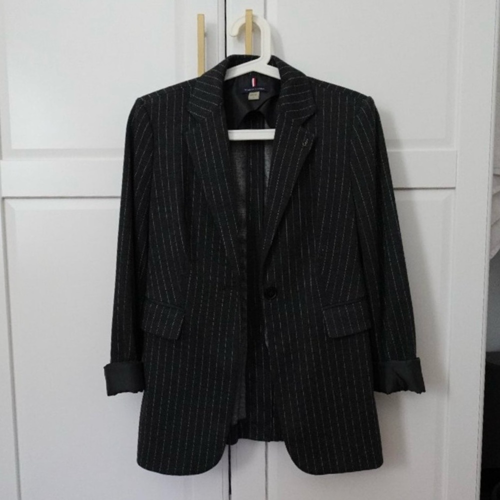 Tommy Hilfiger Striped Blazer Size 2 Excellent Condition